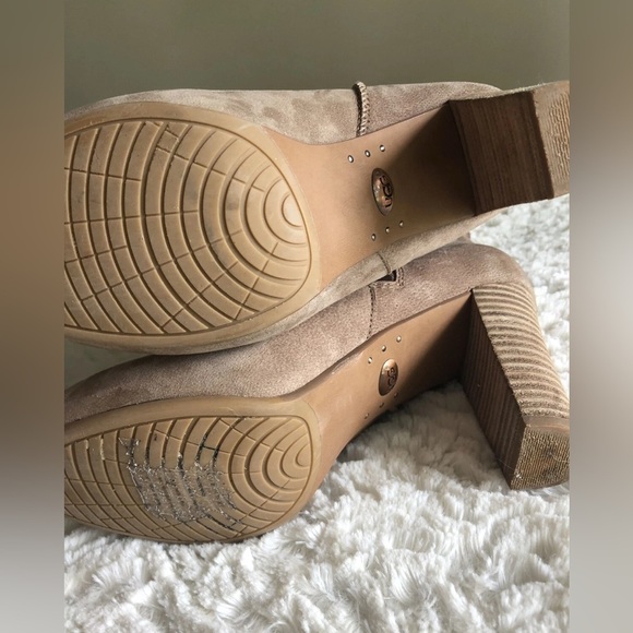 UGG Athena High Heeled Boots Size 9 Brown Beige Leather Suede - Picture 9 of 10